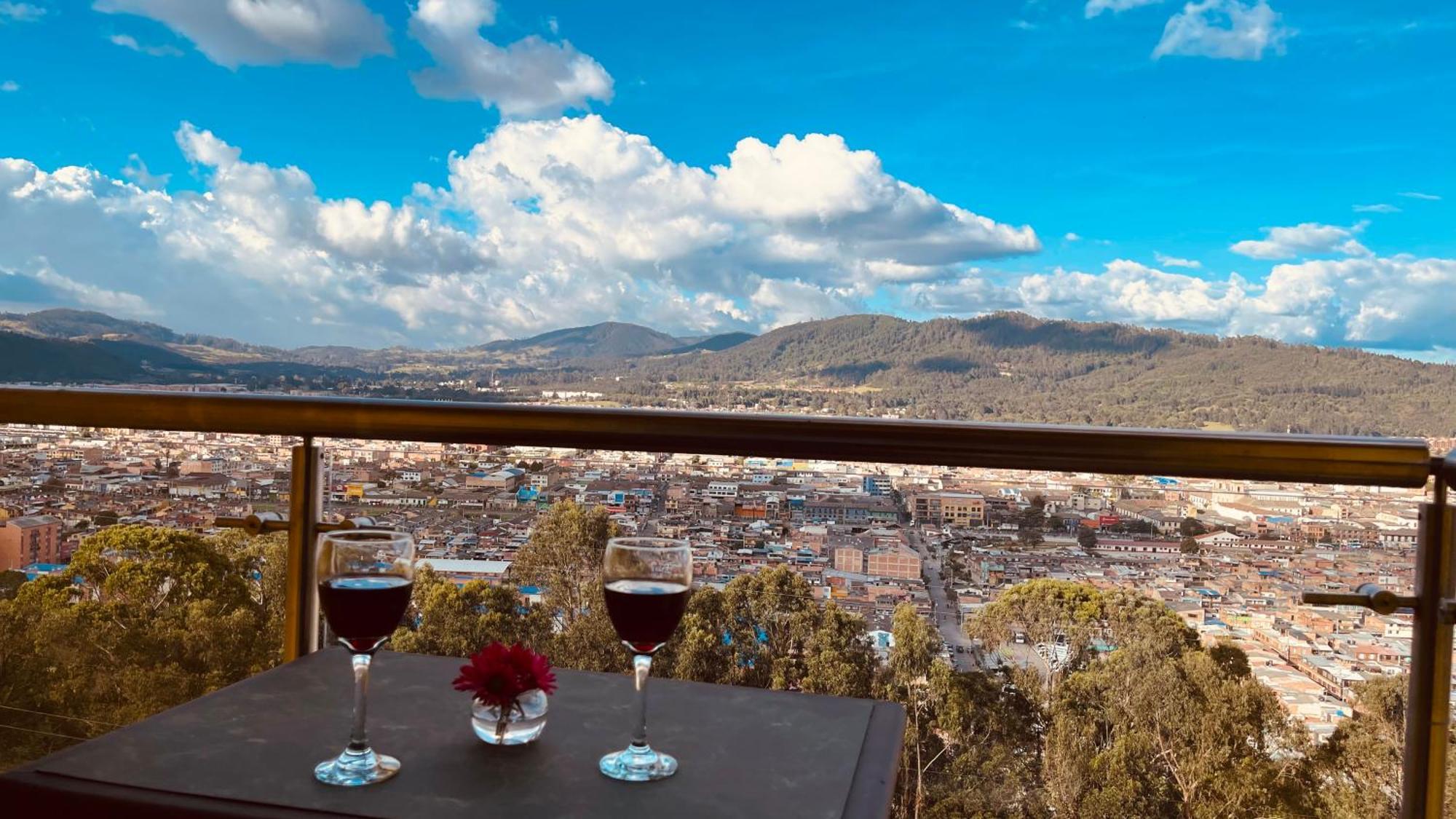 Di Carbone Hotel Gastrobar Facatativa エクステリア 写真